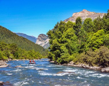 LE RAFT POUR LES ADOS - DES THUILES À LA FRESQUIERRE